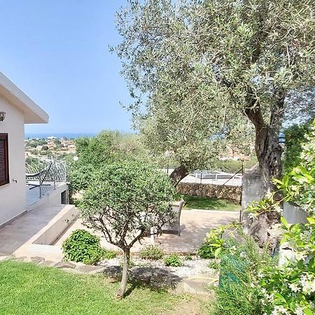 Iss Travel, Sea View Apartment Il Corbezzolo - Ground Floor With Air-Condition San Teodoro  Bagian luar foto